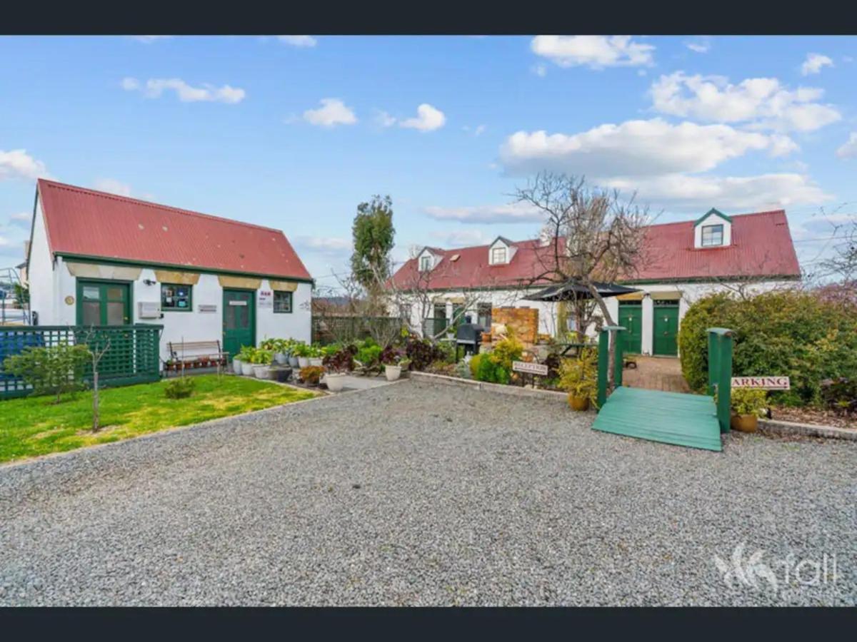 Sorell Barracks Bagian luar foto